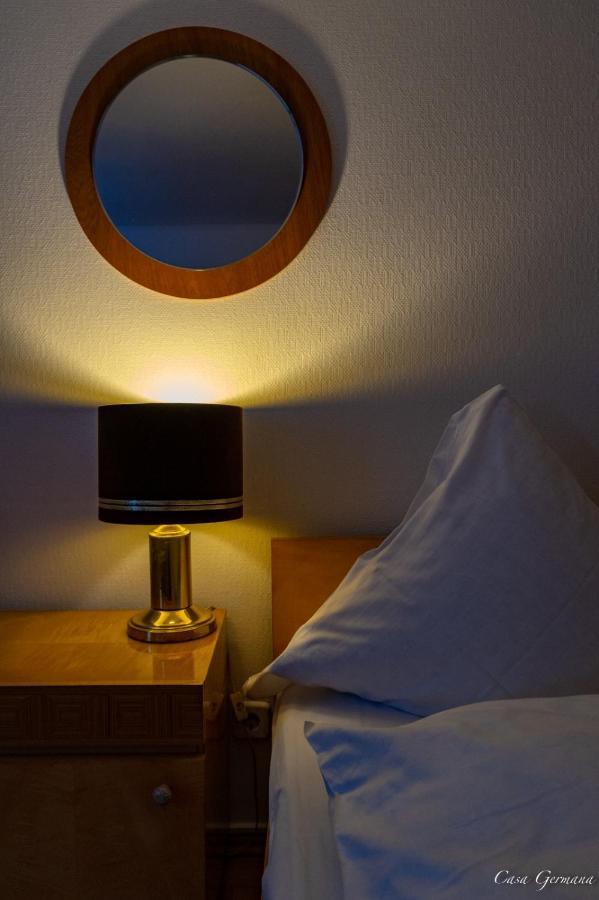 Hotel Casa Germana Lupeni  Zewnętrze zdjęcie